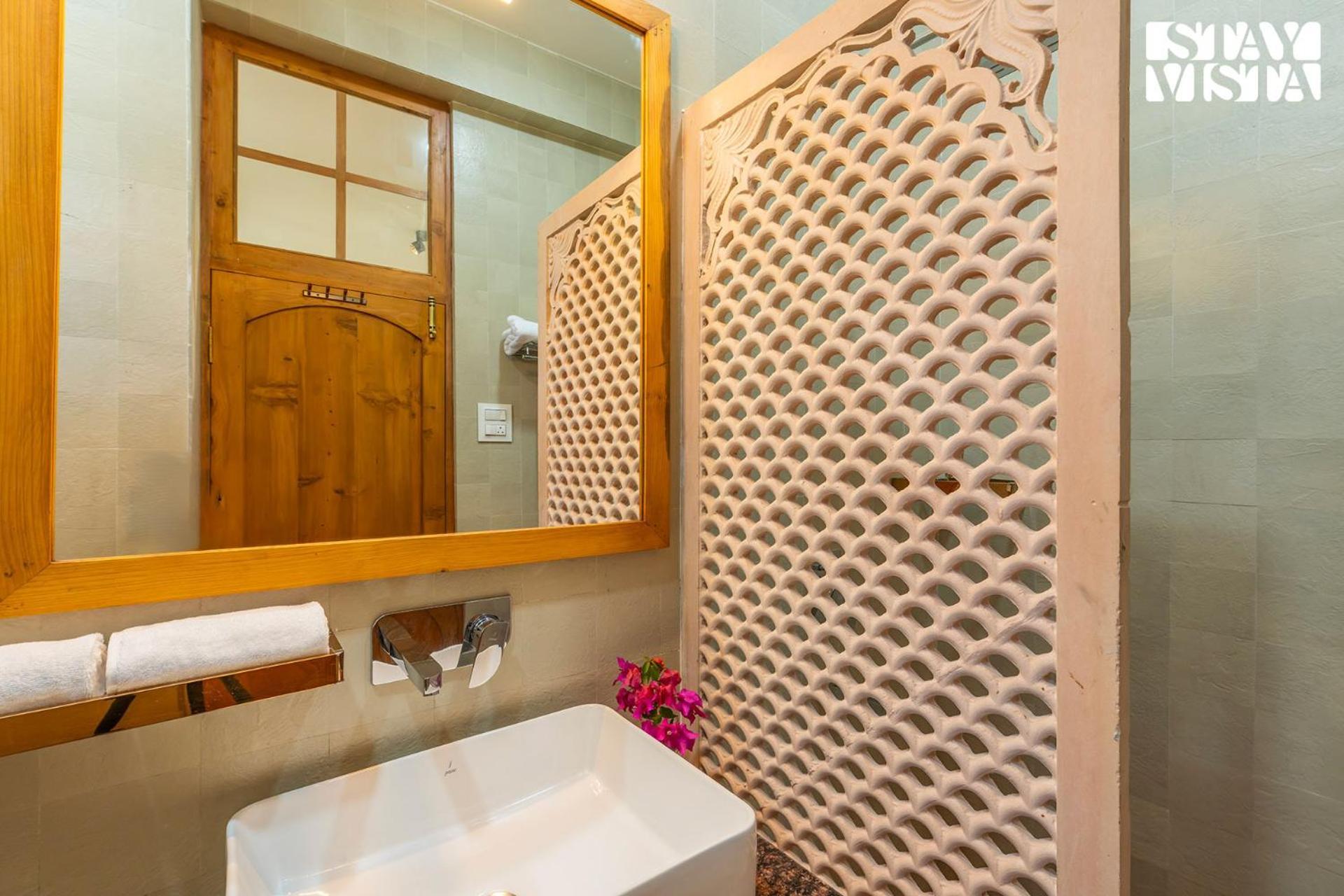 Stayvista At The Oakridge 4 Bhk Villa In Dharamshala With Jacuzzi & Balcony Chamba (Himachal Pradesh) Exteriér fotografie