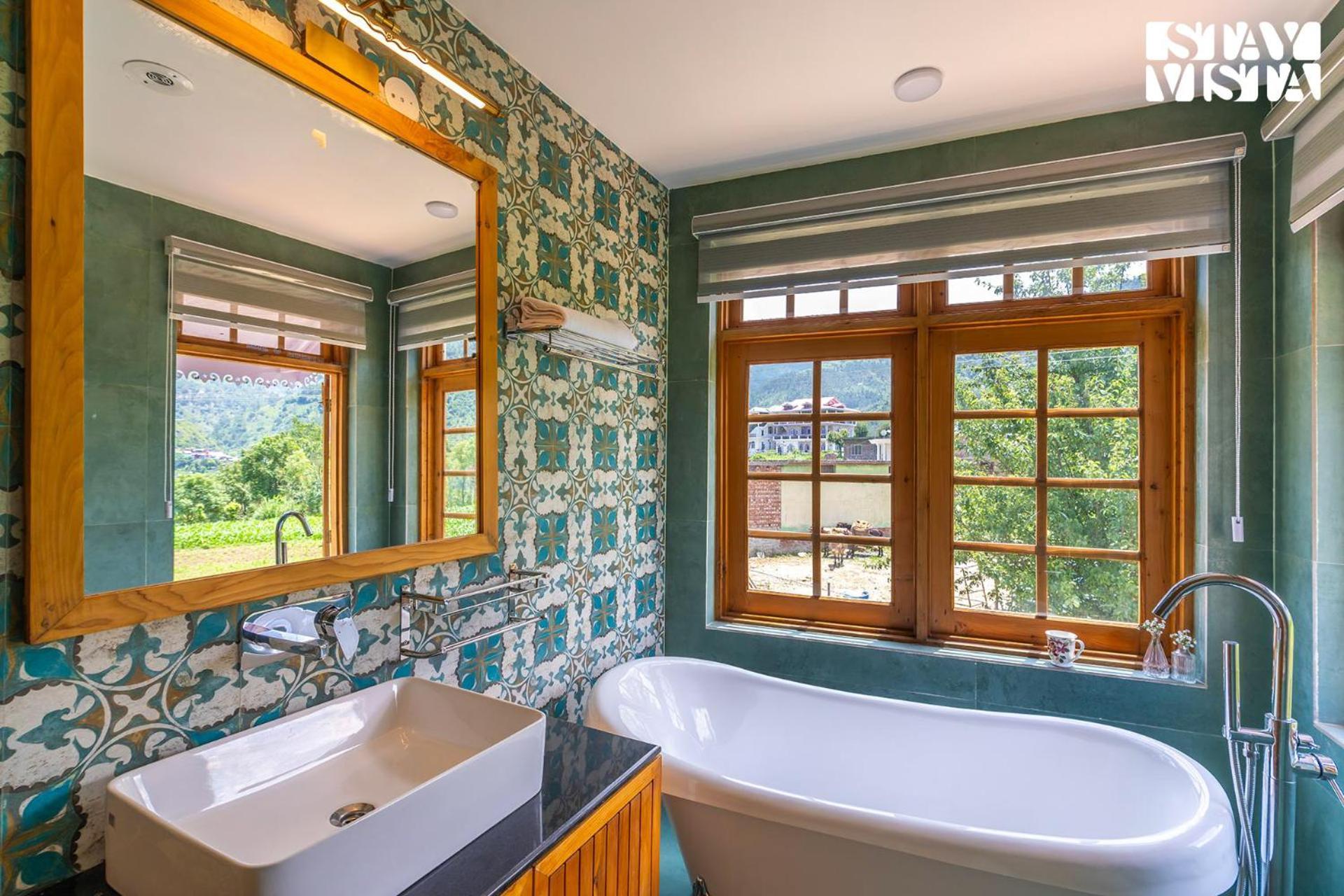 Stayvista At The Oakridge 4 Bhk Villa In Dharamshala With Jacuzzi & Balcony Chamba (Himachal Pradesh) Exteriér fotografie