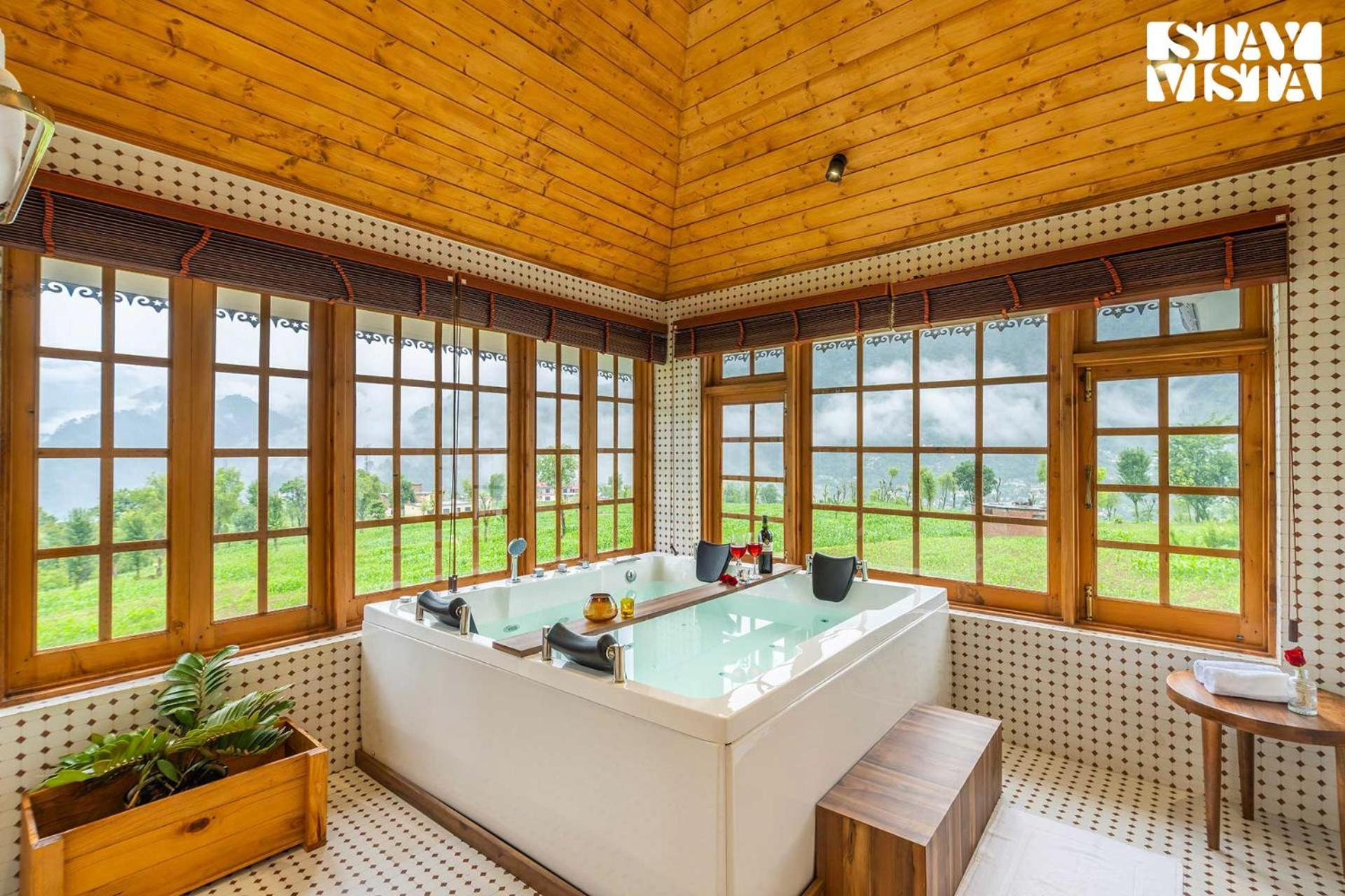 Stayvista At The Oakridge 4 Bhk Villa In Dharamshala With Jacuzzi & Balcony Chamba (Himachal Pradesh) Exteriér fotografie
